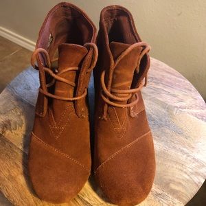 Toms booties